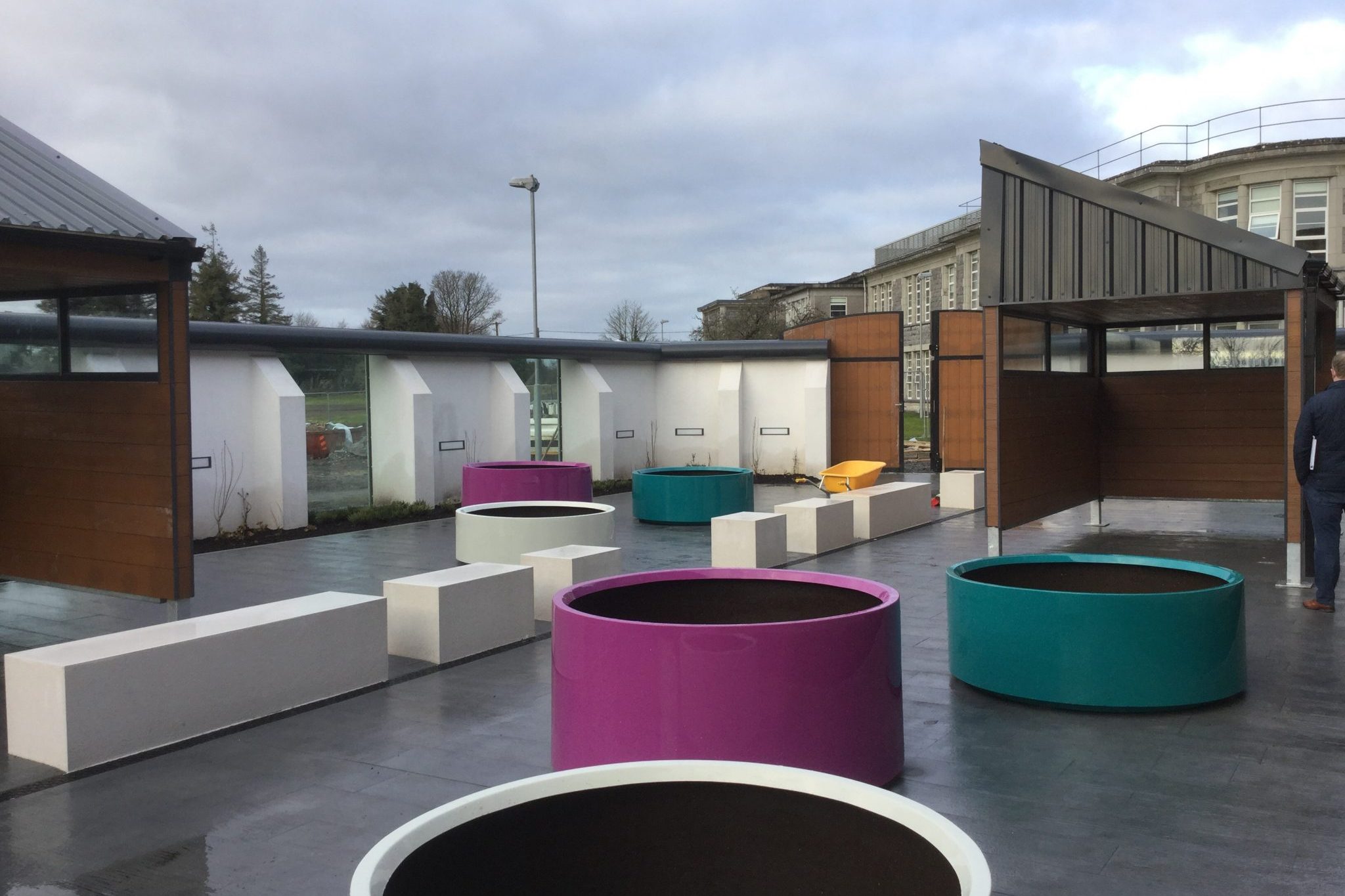 WALLED GARDEN FOR UNIVERSITY HOSPITAL(RUH) Carey Building